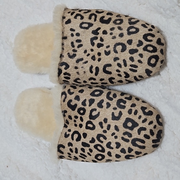 Freda Salvador James Leopard Shearling Slippers Size Small - Picture 4 of 7